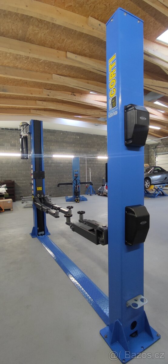 Jednosloupový MOBILNÍ zvedák 2.500/3.500 kg ZÁRUKA - 8