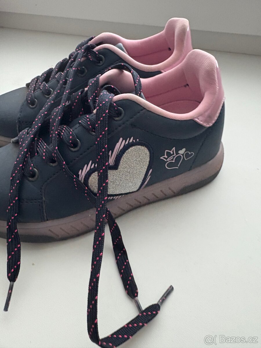 Kolečkové boty velikost 32 - 8