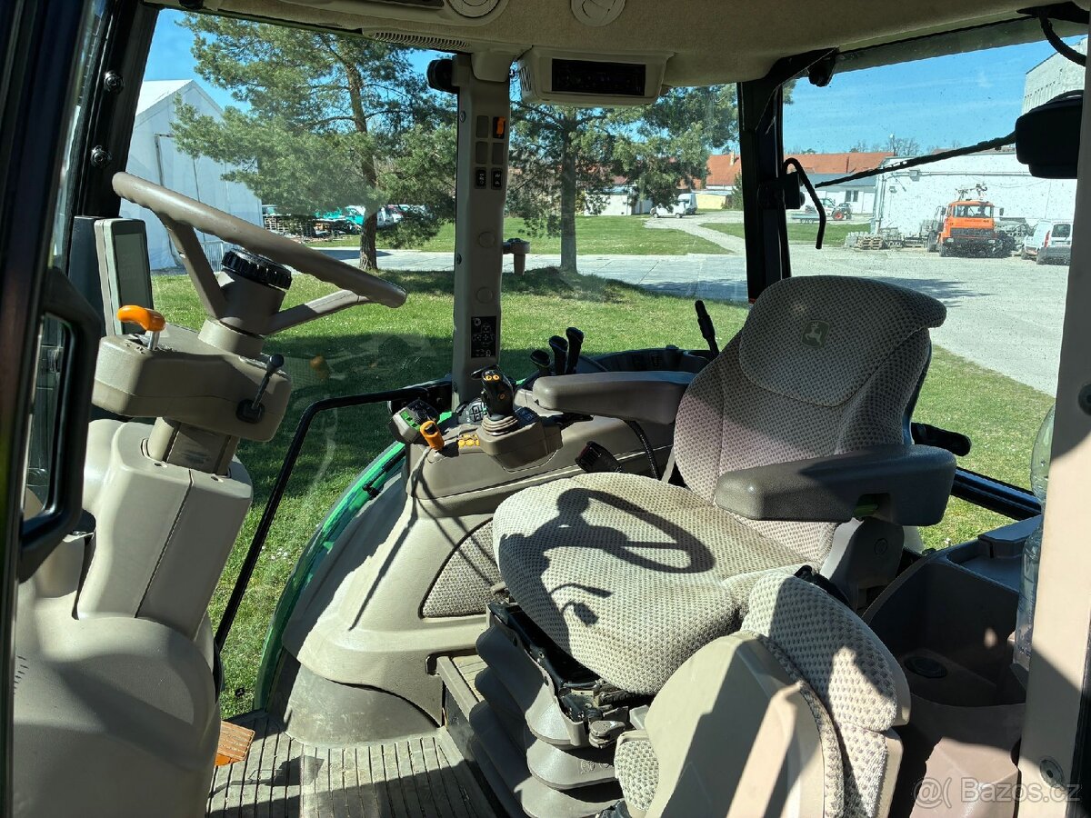 John deere 5115R - 8