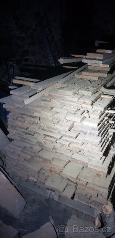 Prkna, fošny, trámky, hranoly, stavební dřevo - 8