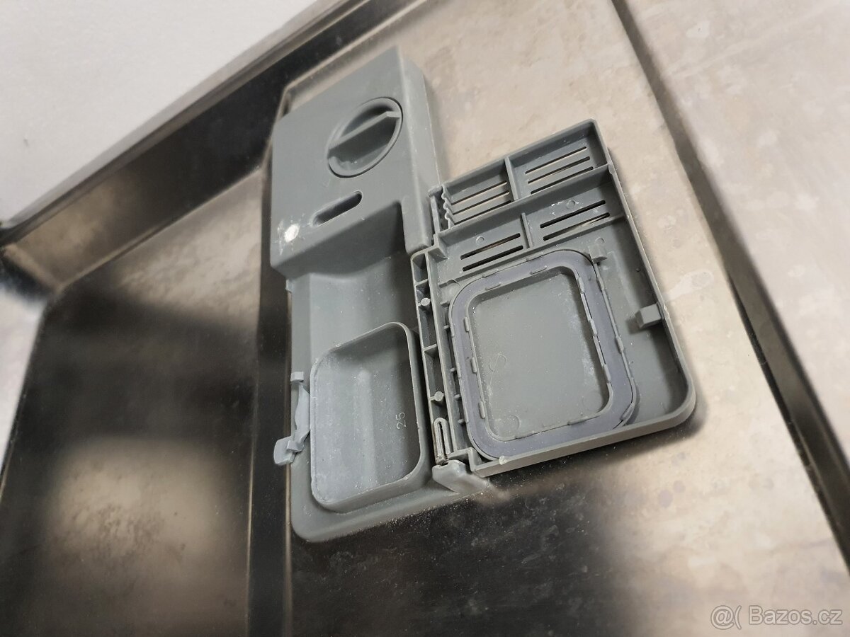 45cm moderní A+ myčka ECG pod pracovní desku 9 sad - 8