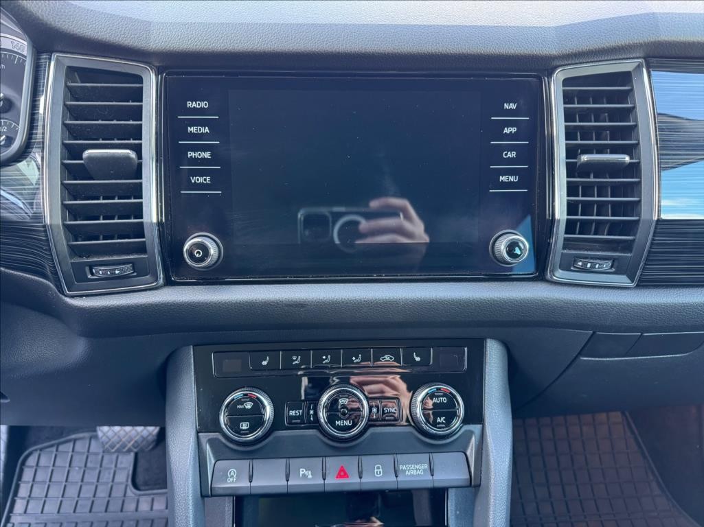 Škoda Kodiaq 2,0 4x4, AUTOMAT, TAŽNÉ (2017) - 8