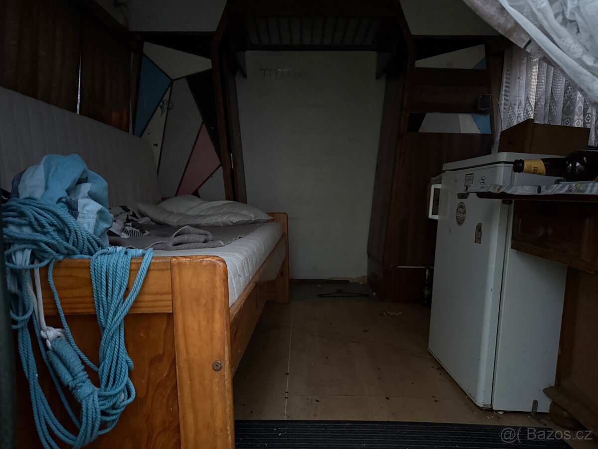 Obytná maringotka - 8