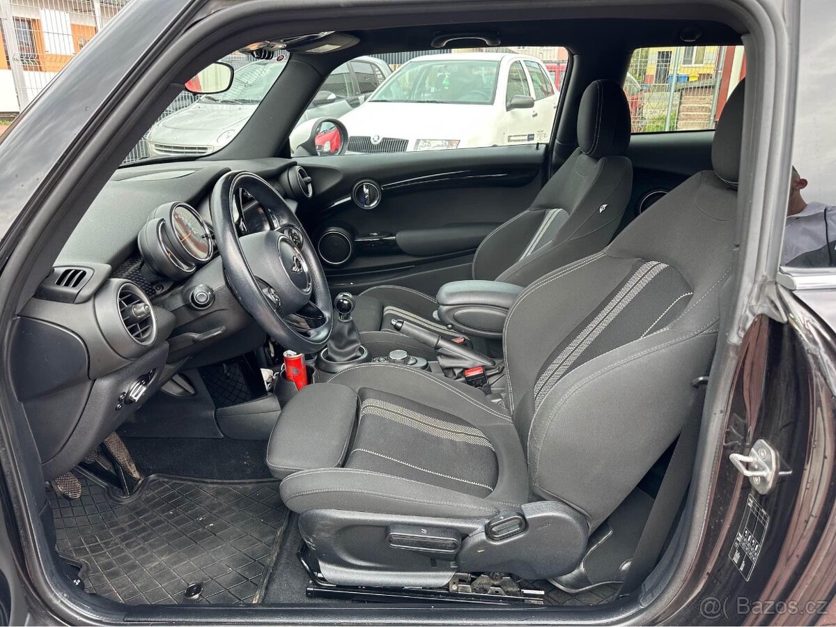 Mini Cooper SD, F56, 125kW - 8