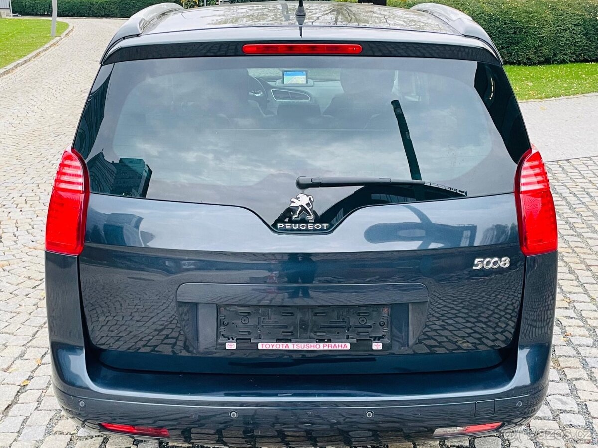 Peugeot 5008 2.0HDi MANUÁL 7MÍST VÝHŘEV SERVISKA PLNÁ VÝBAVA - 8