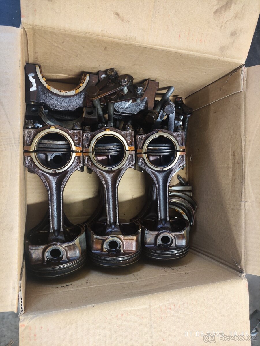 Díly motoru BMW m54b30 - 8