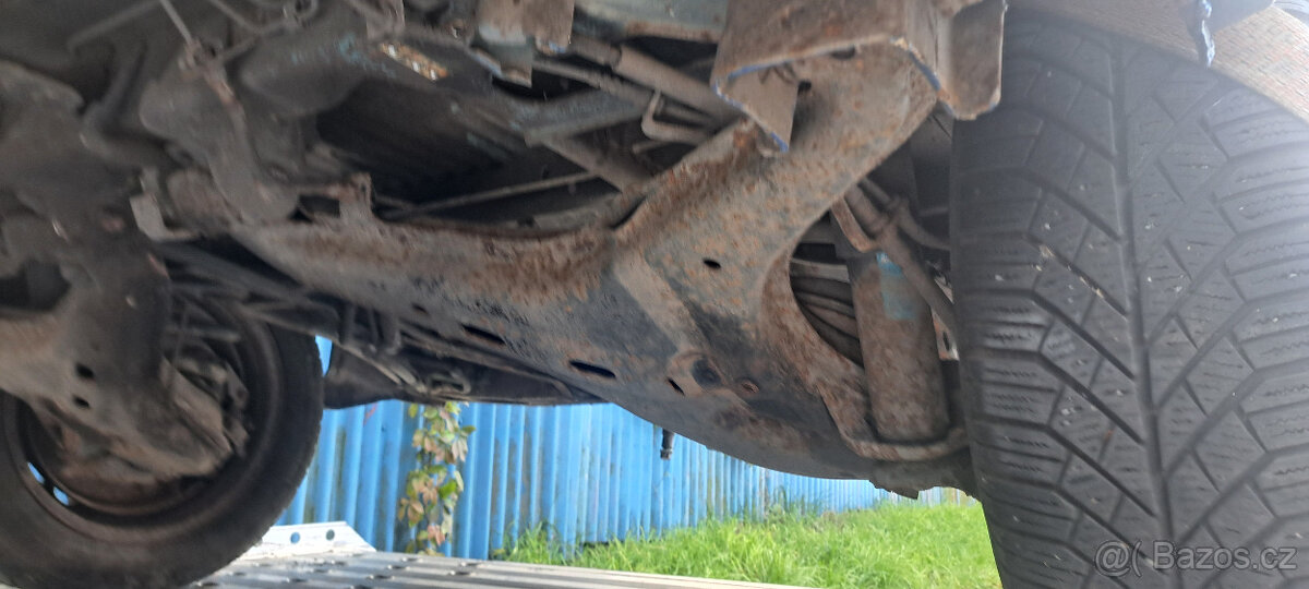 vw t4 111kw multivan téměř bez koroze kastle s doklady - 8