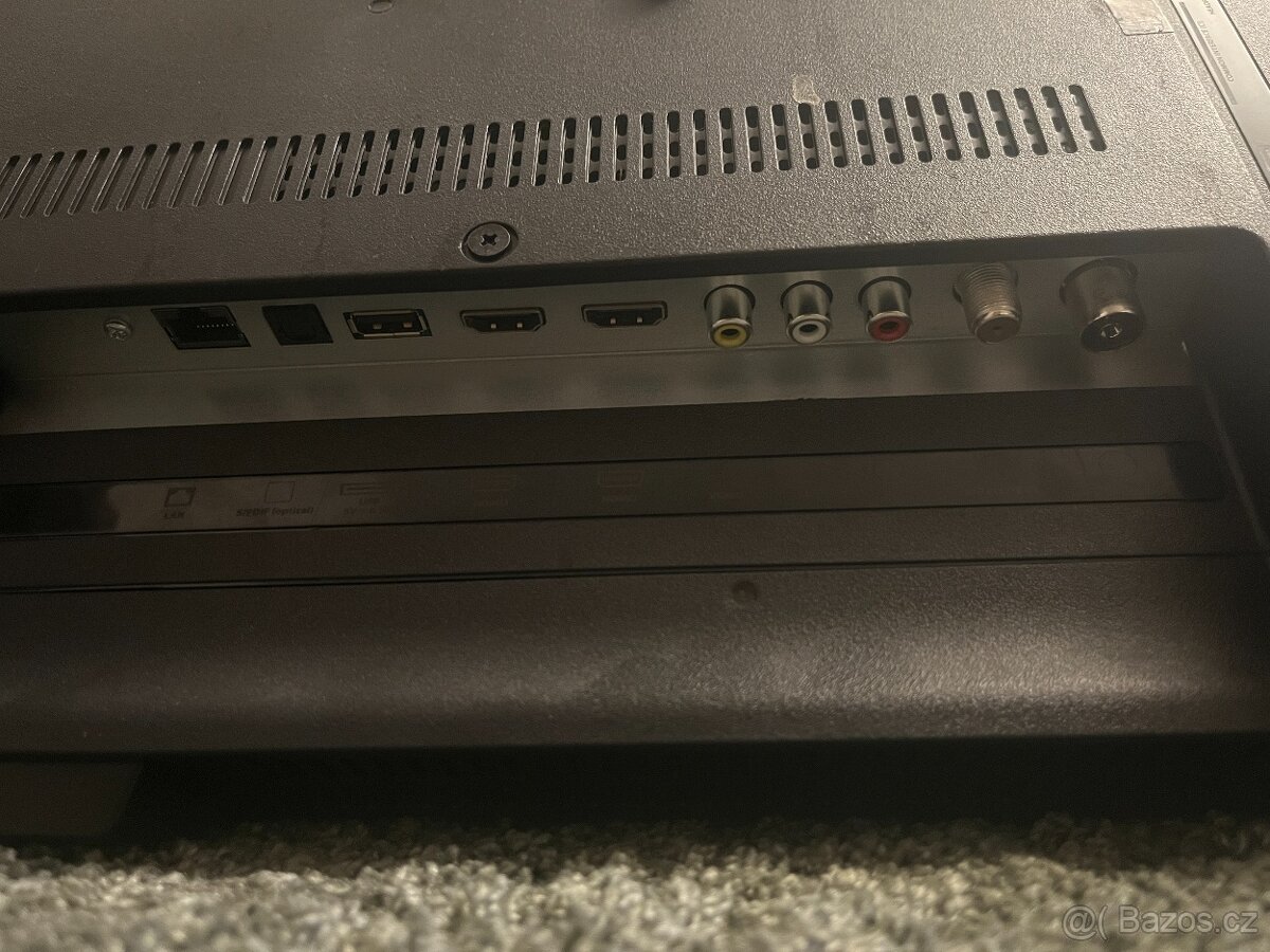 SMART TV STRONG - 8