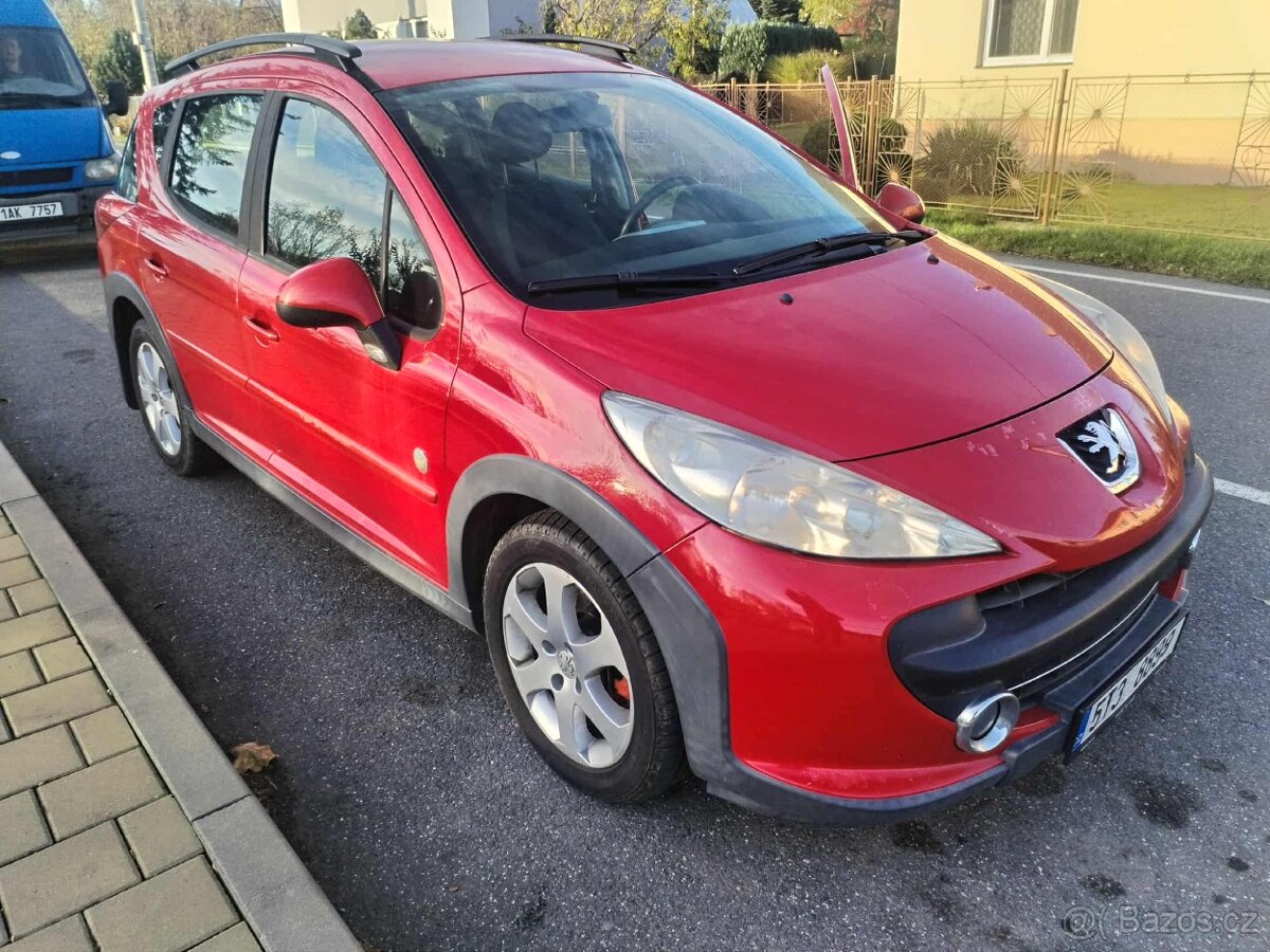 Peugeot 207 1.4 sw outdor - 8