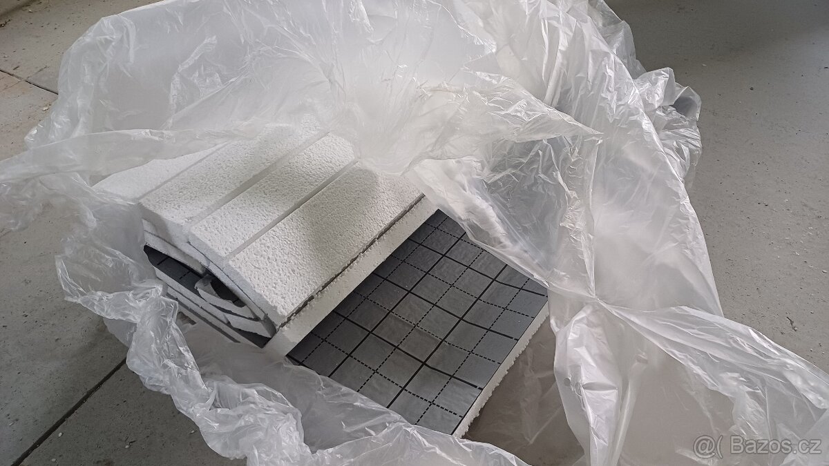 Potrubí na podlahové vytápění + spony - 8