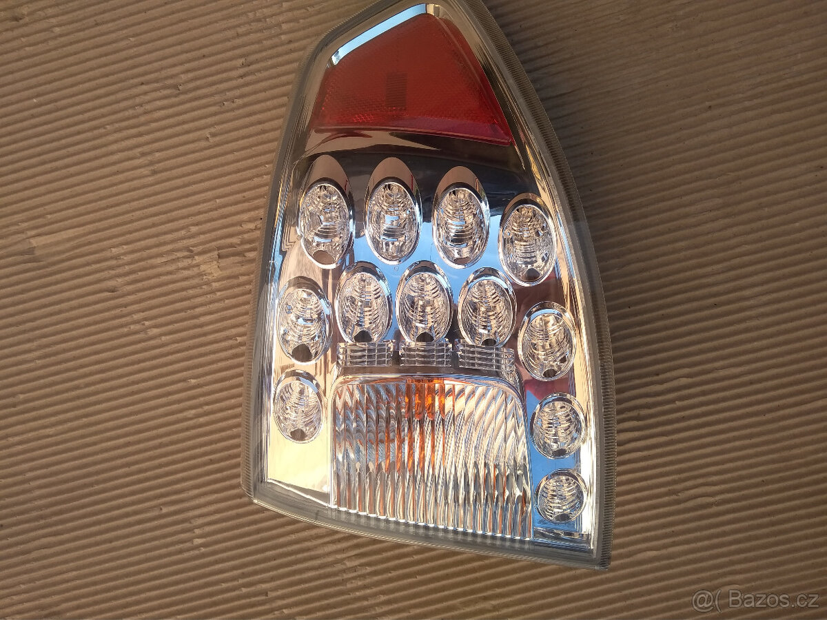 Subaru Impreza III zadní světlo 2010r. - 8