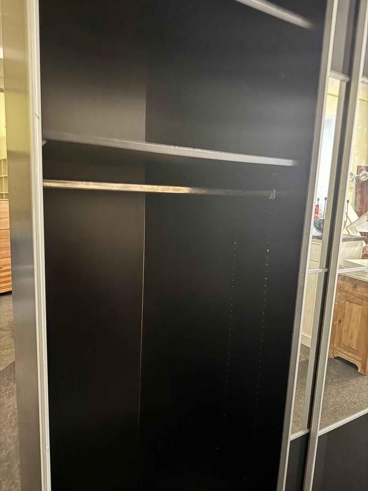 Kvalitní Vysoká šatní skříň s posuvnými dveřmi Ikea Pax - 8