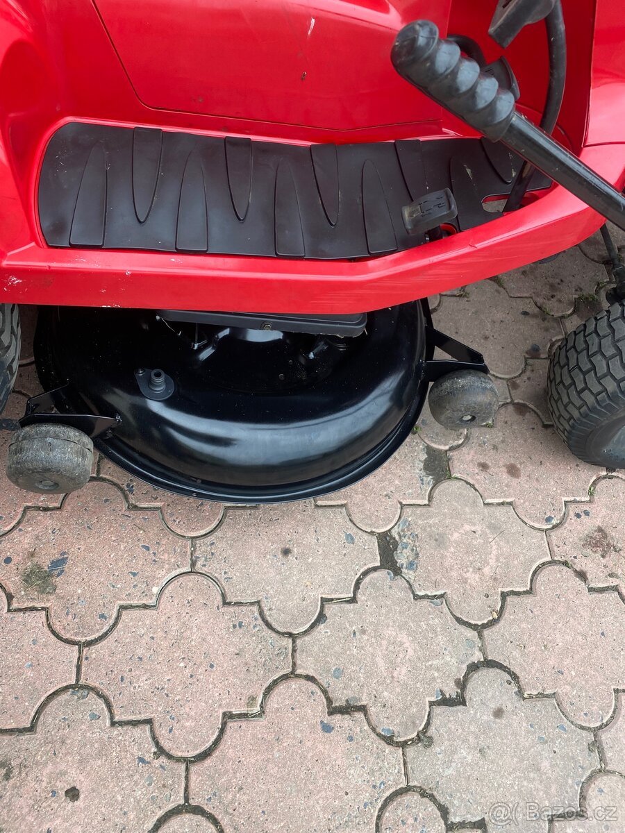 Zahradní traktor traktůrek HONDA 2417 HF HME - 8