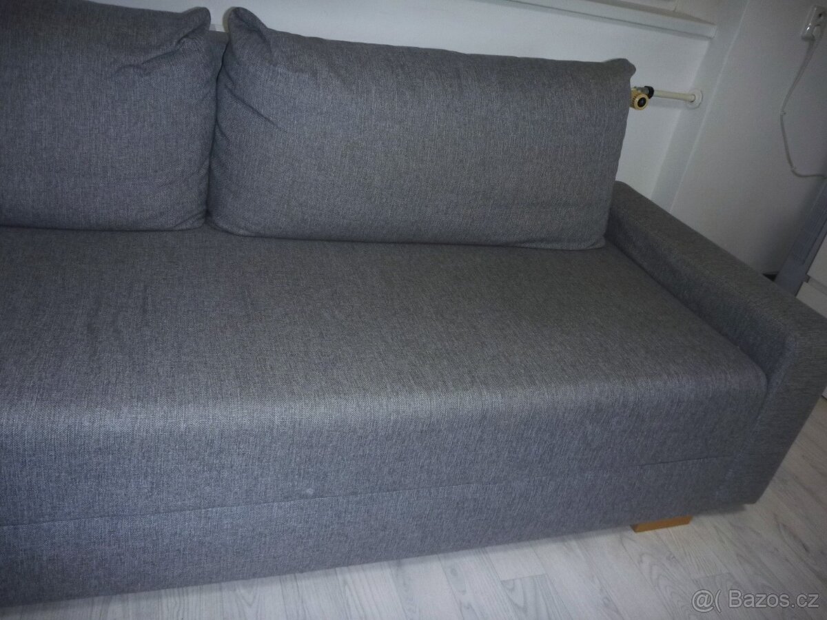 trojmístná rozkládací pohovka sedačka gauč z IKEA s úložným - 8