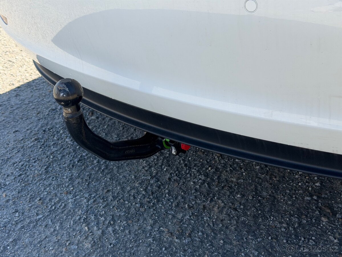 Tesla Model 3 Long Range AWD - 8