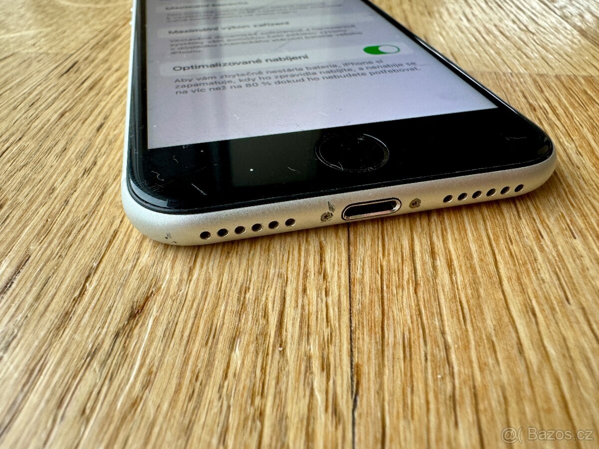 iPhone SE 2020 - 8