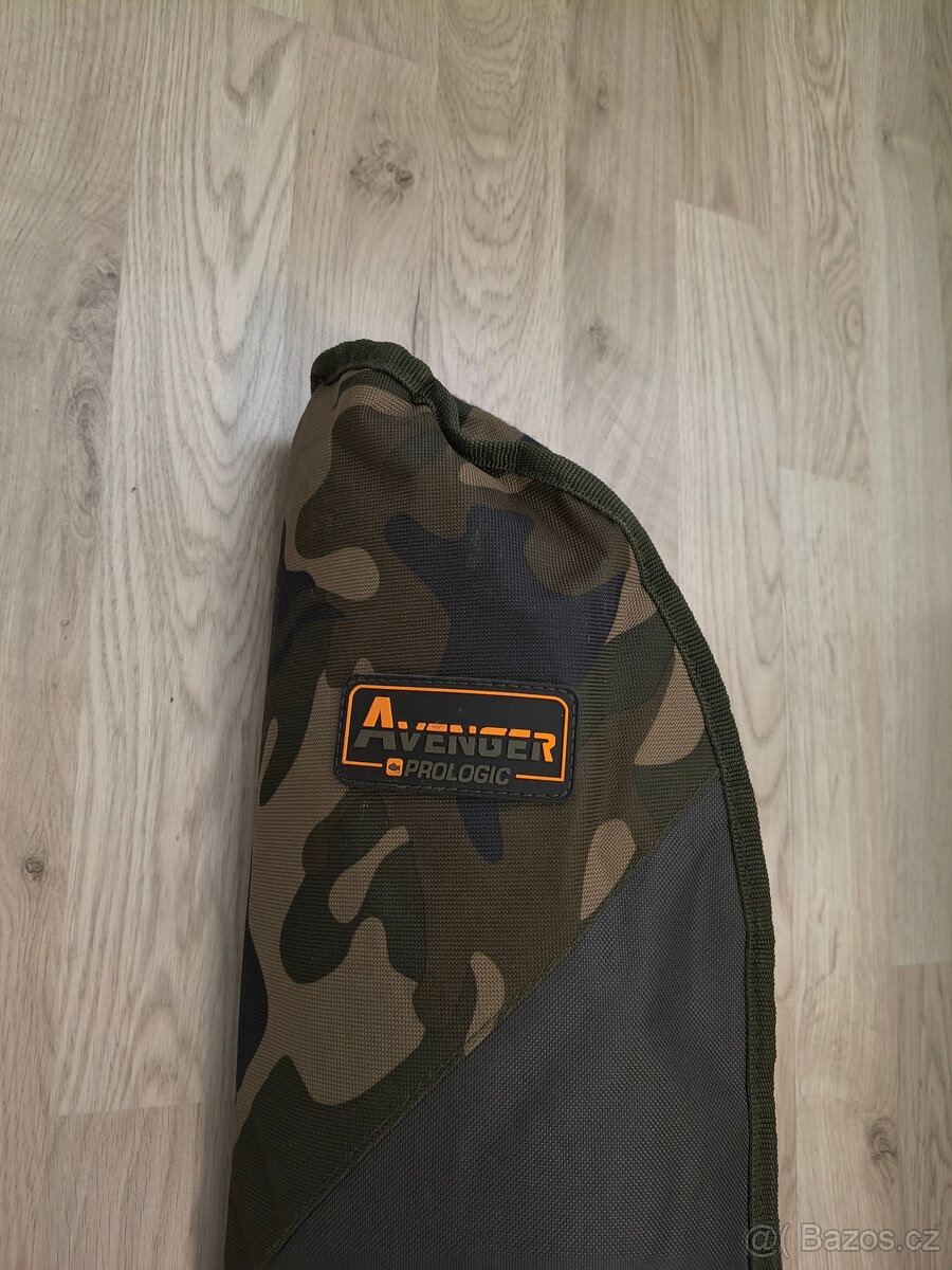 Nash Pruty Entity 3,66 m (12 ft) 3,0lb, 2 díl +obal Prologic - 8