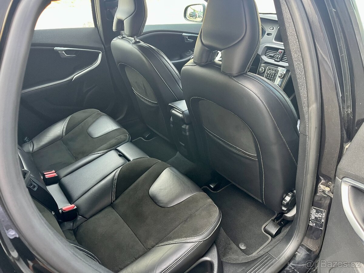 Volvo V40 D2 88kW R-Design VÝHŘEV Bi-Xenony NAVI Senzory - 8