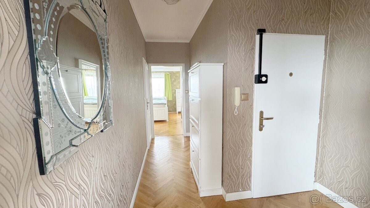 Mezonetový byt 3+kk s 30 m² terasou a dechberoucím výhledem - 8