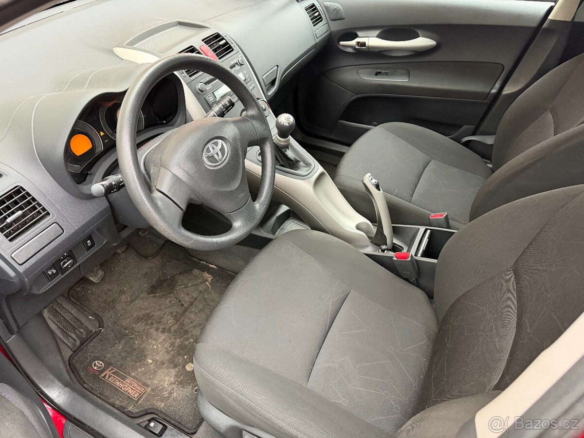 Toyota Auris 1.4VVT-i - 145 000km - 8