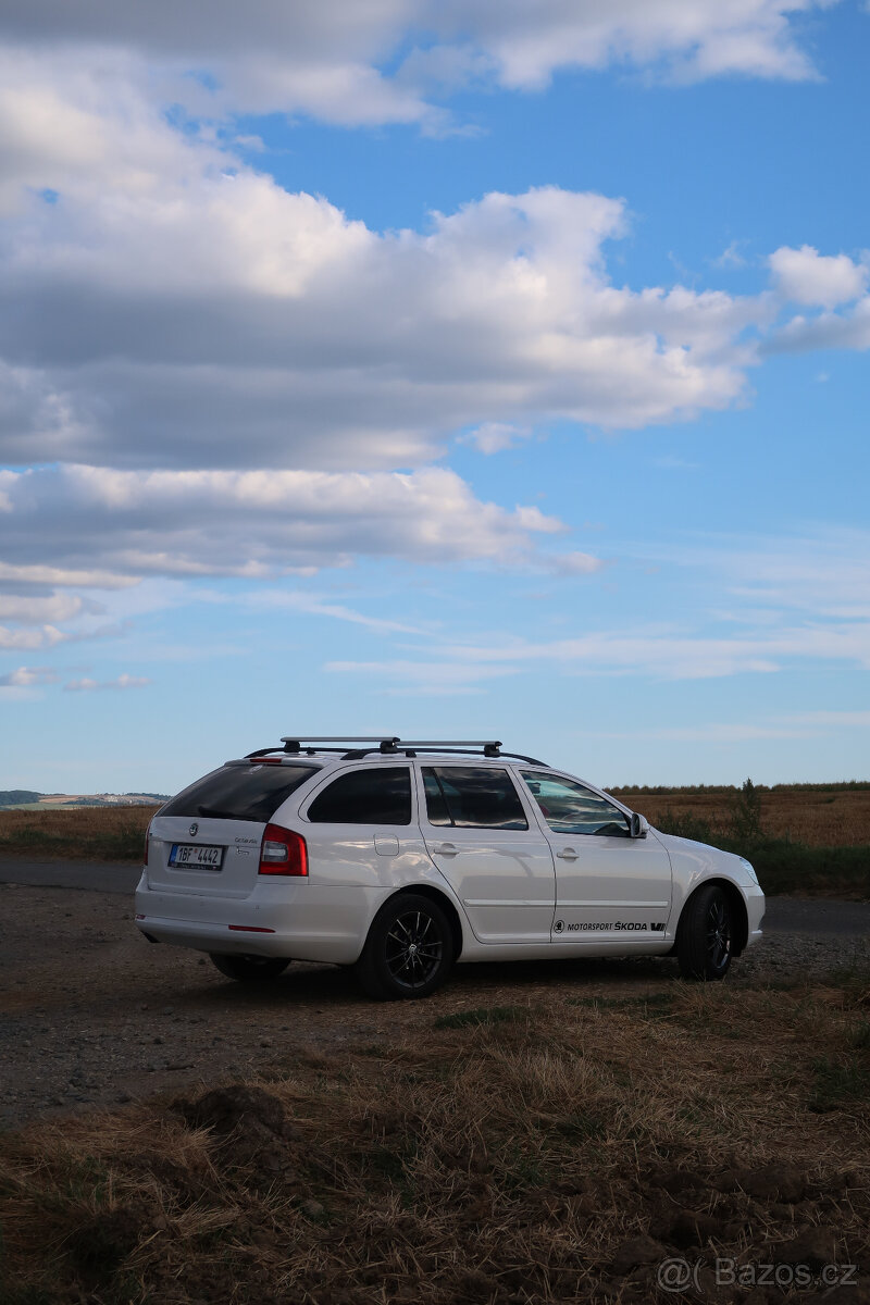 Prodám Škoda Octavia II facelift r.v. 2011 - 8