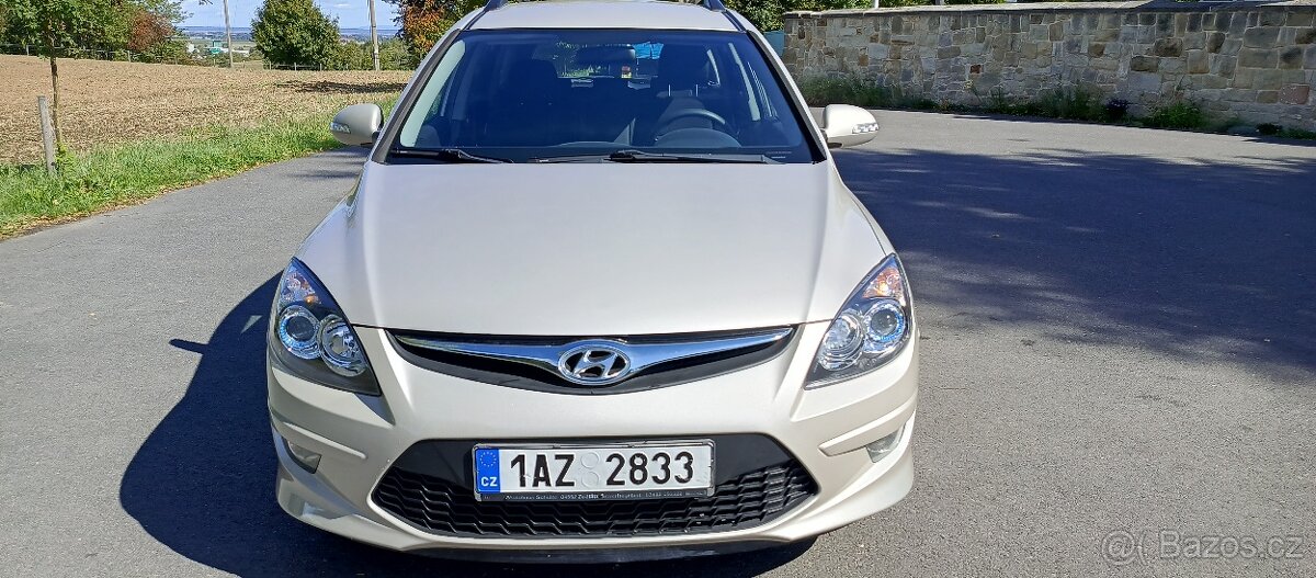Hyundai i30 CW - 8