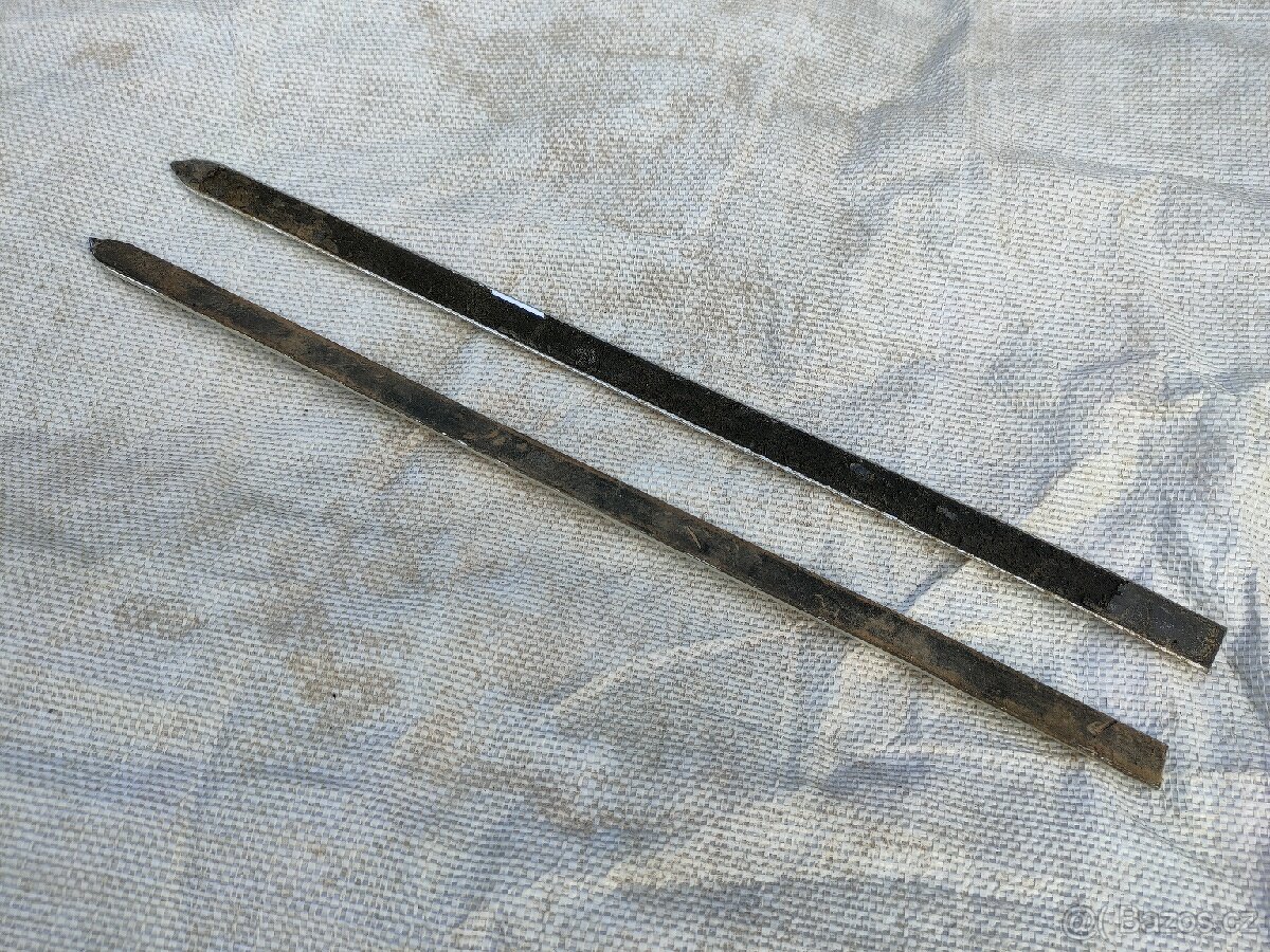 Camaro 2. generace - lišty na přední blatniky - 8