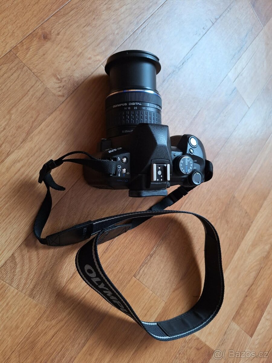 Zrcadlovka Olympus E520 - 8