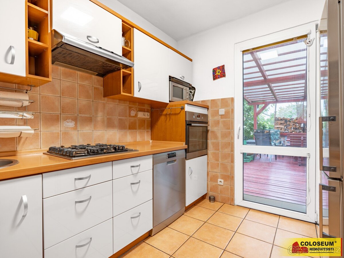 Znojmo, RD 6+2, dvougaráž, zahrada, dvě terasy – rodinný dům - 8