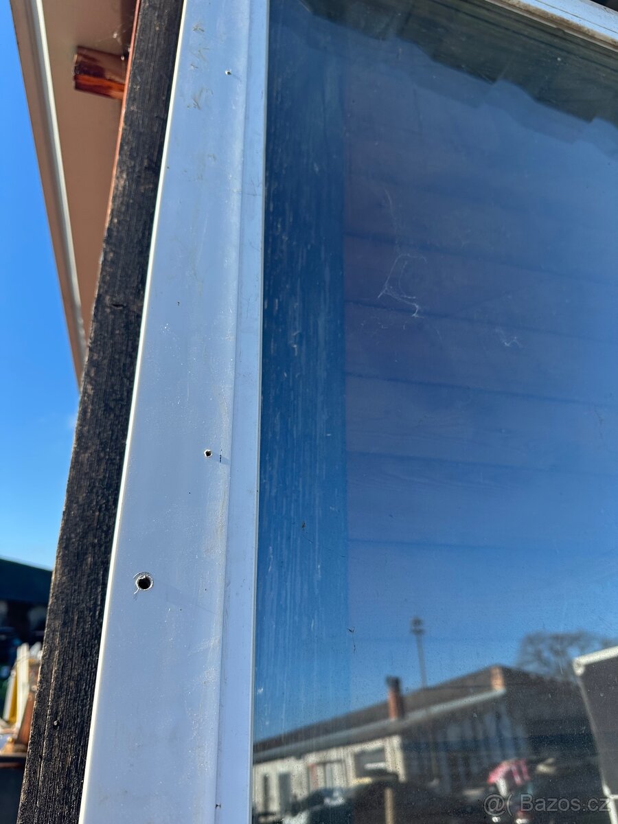 Prosklená vchodová stěna trojsklo - 8