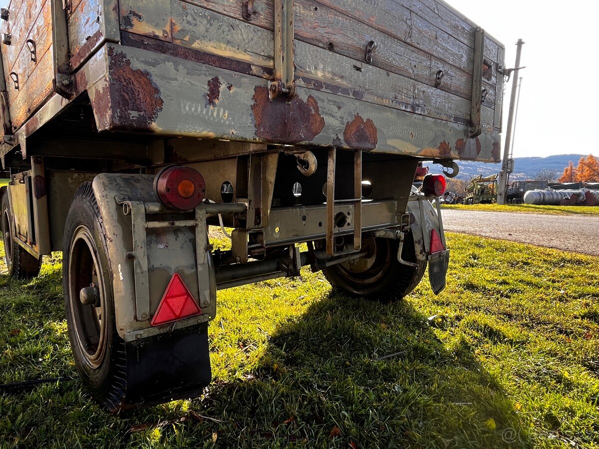 valník za v3s,traktor - 8
