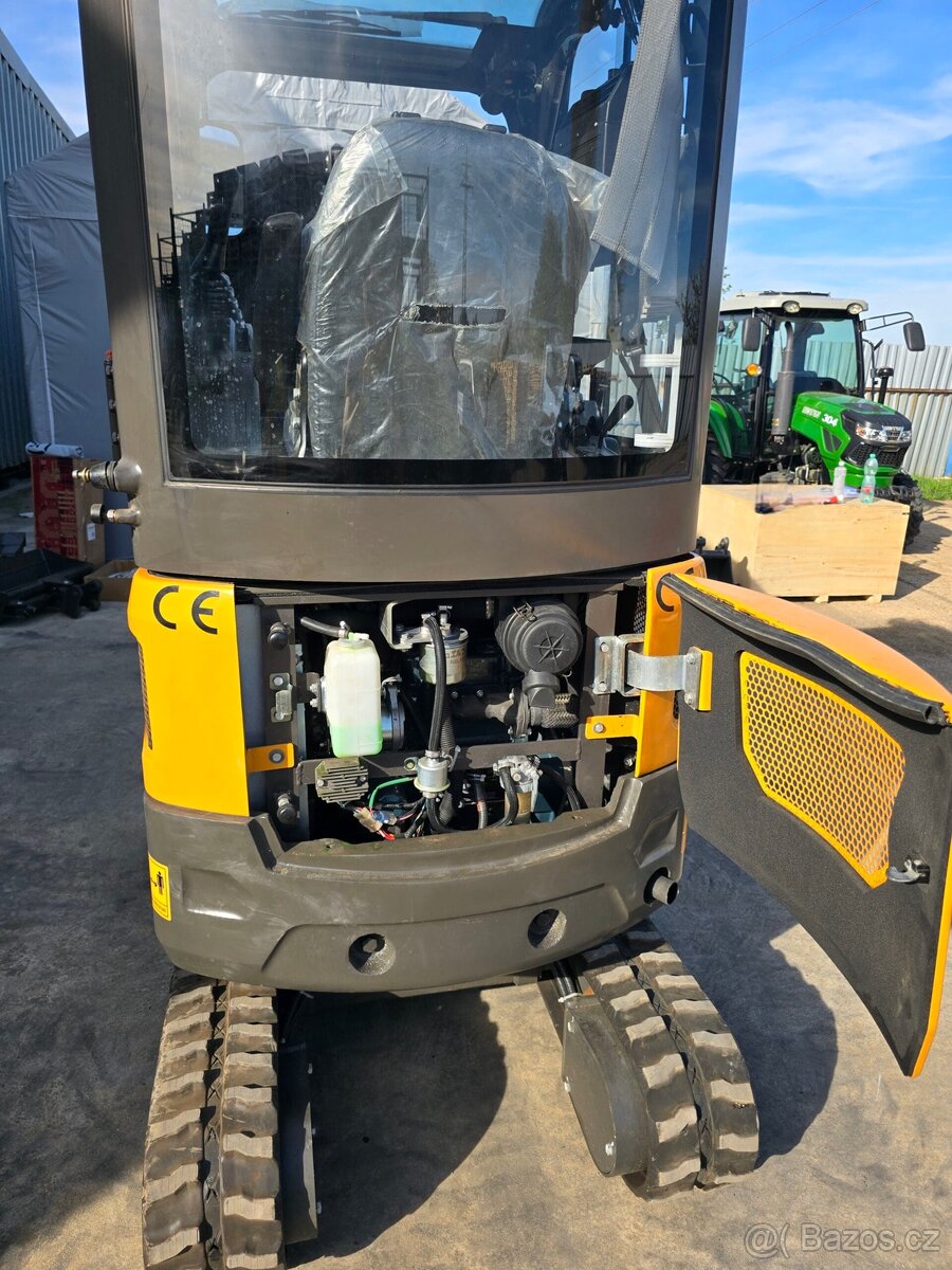 Minirypadlo SDTW TW16A, motor Kubota 10.4kW - 8