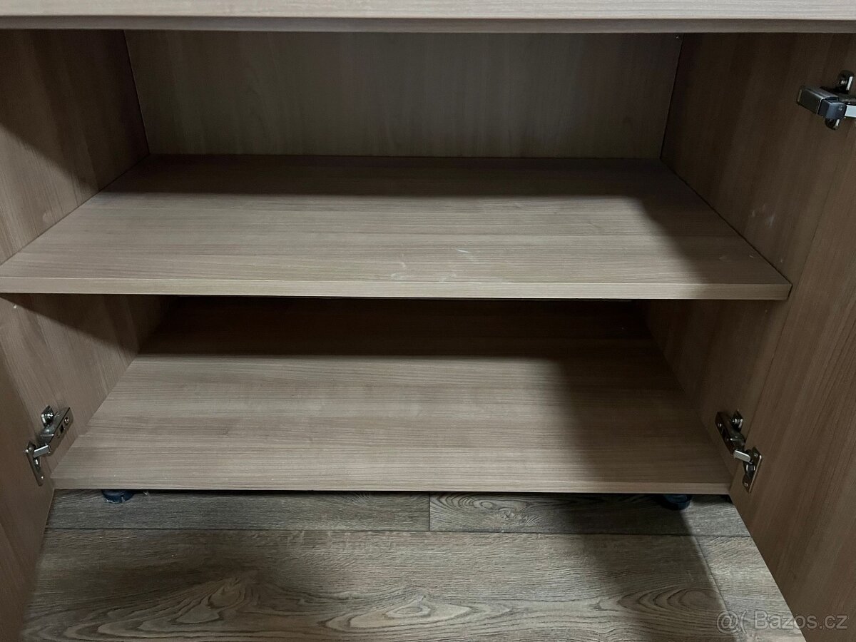 Kuchyňská linka + skříň - 8