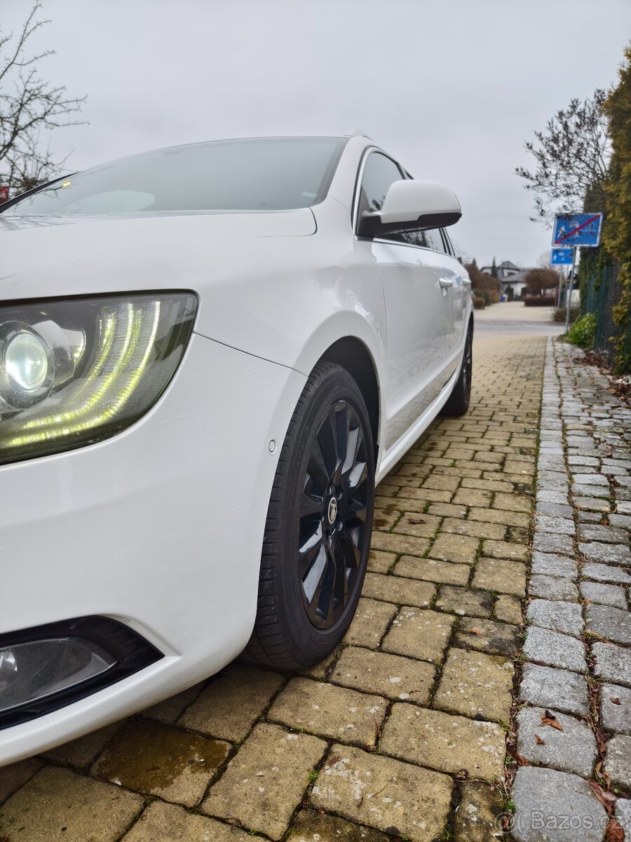 Škoda Superb II 2.0tdi Combi FL - 8