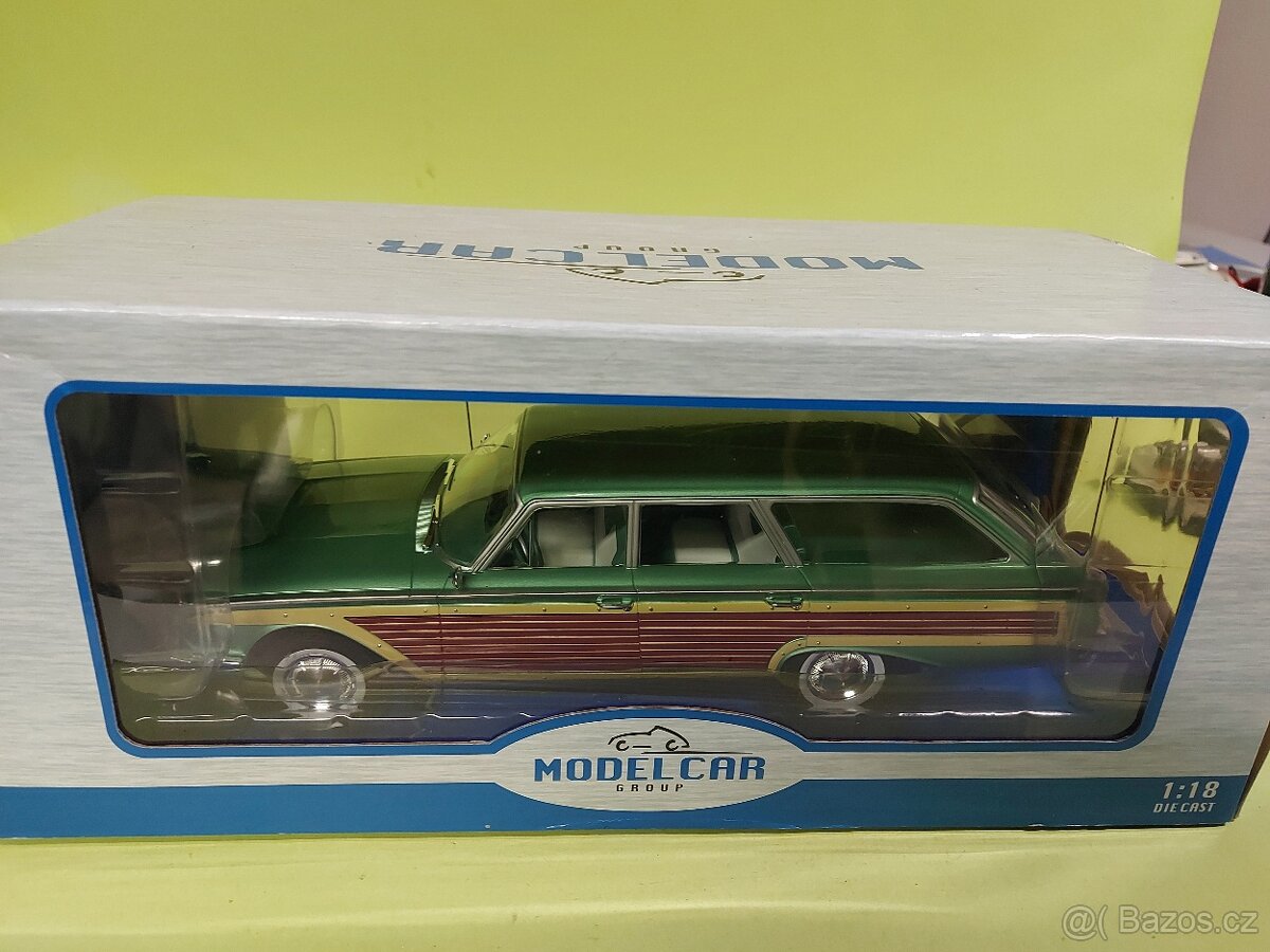 1:18 Ford Country Squire, MCG - 8