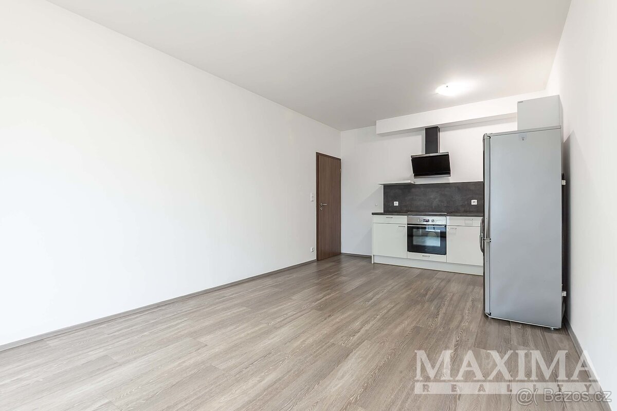 Byt 2+kk o ploše 50 m2 - Praha, Stodůlky - 8