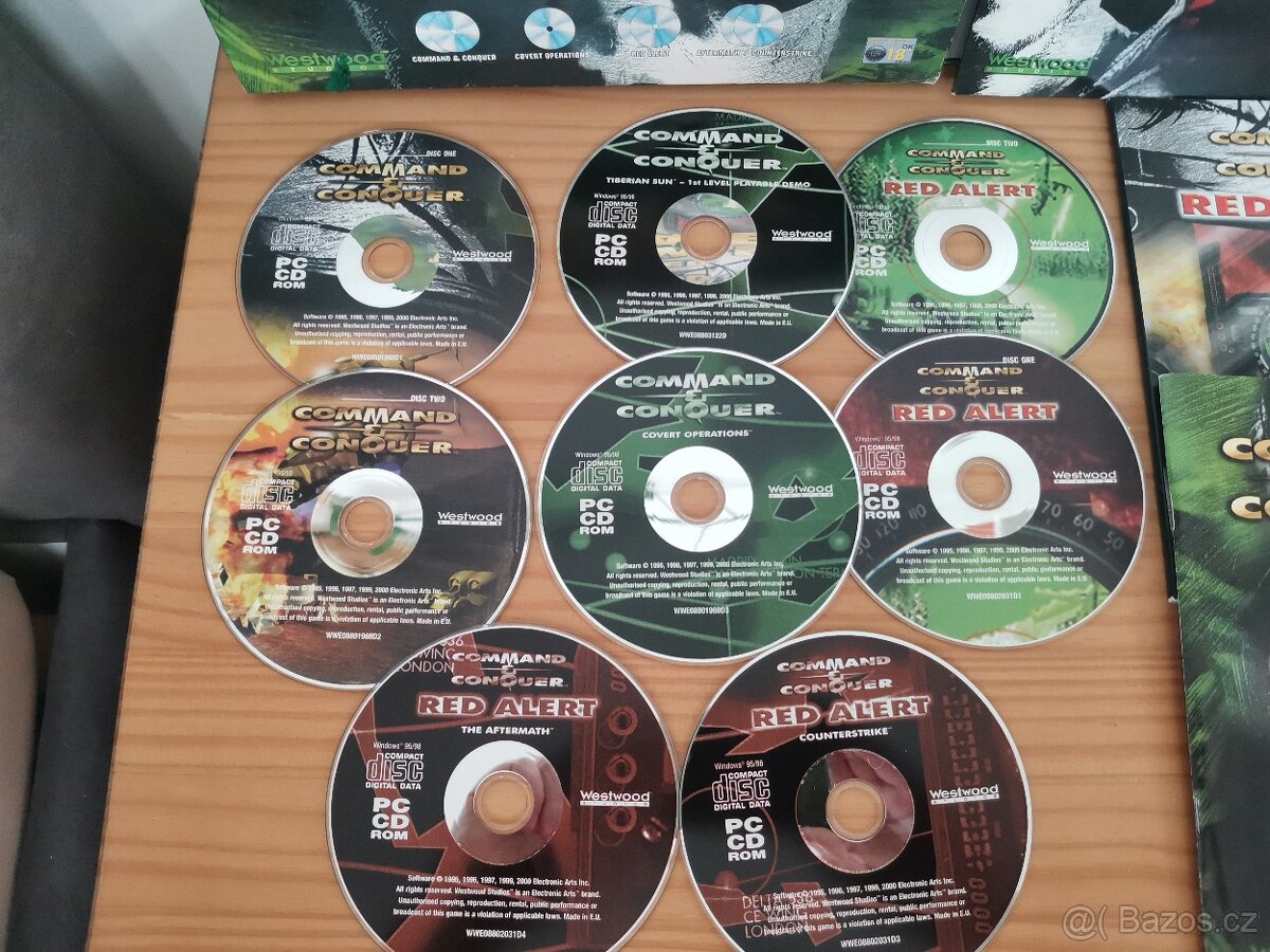 COMMAND&CONQUER WORLDWIDE BIG BOX - 8