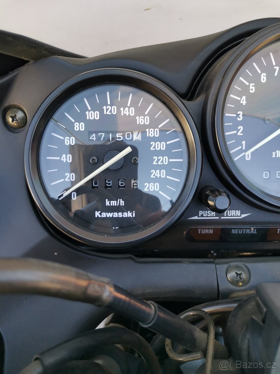 Kawasaki Zzr 500 - 8