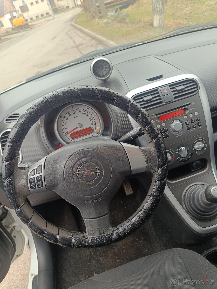 Opel agila.1.0 benzín rok 2010. - 8