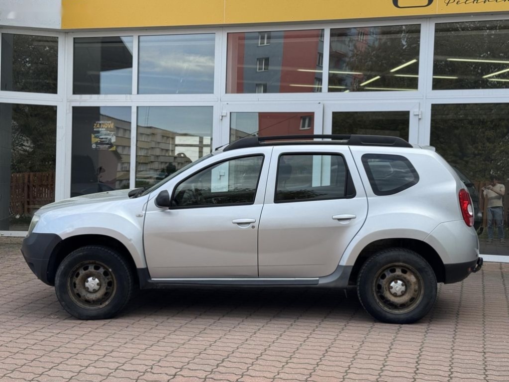Dacia Duster,1.6i 77kW 4x4 - 8
