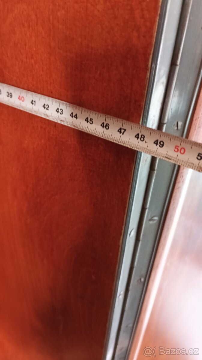 Šatní skříň v retro -industriálním stylu - 8