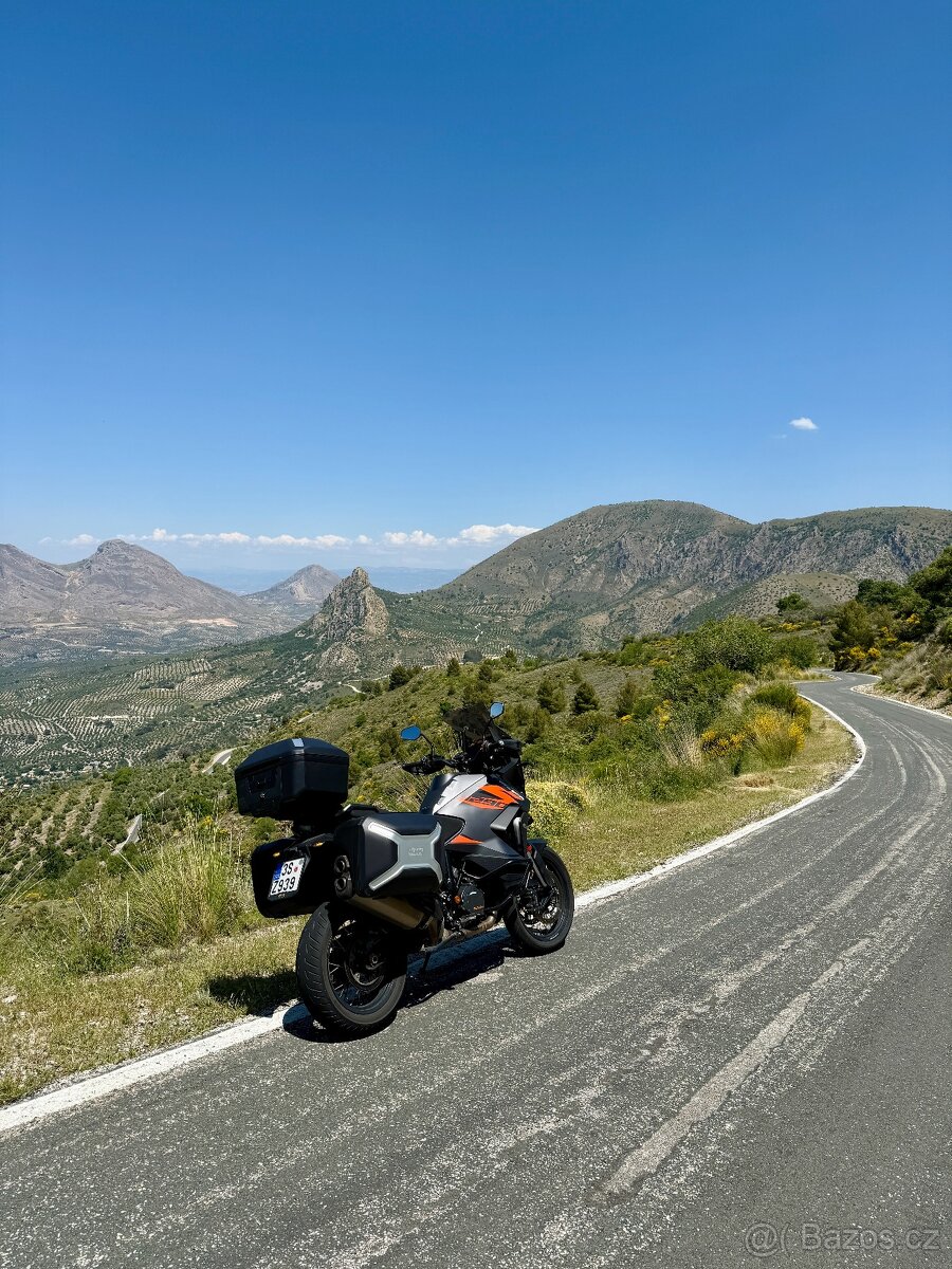 KTM 1290 Super Adventure S (2021) - 8