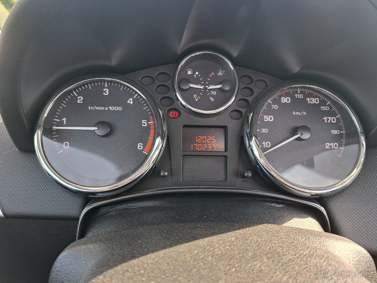 PEUGEOT 207cc 1.6 HDi 80kw - 8