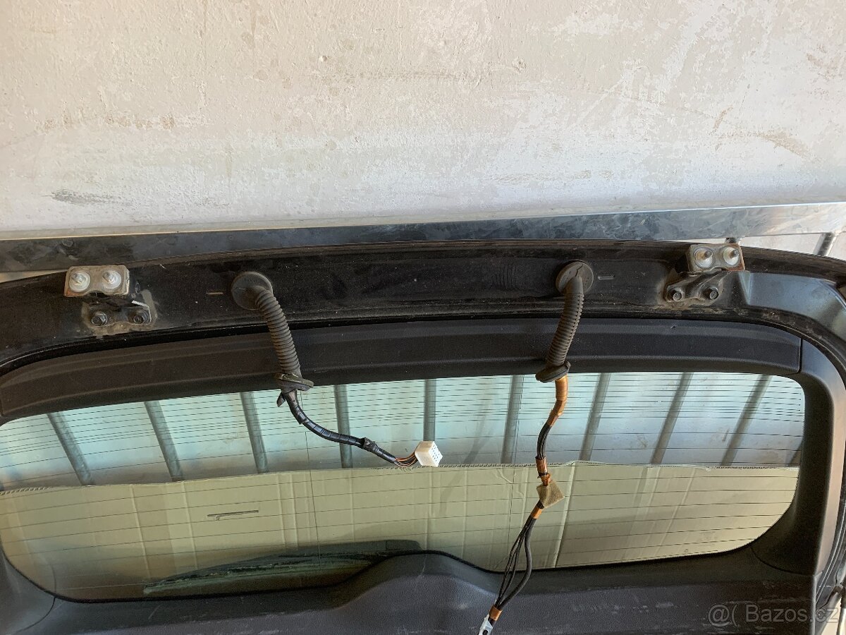 Subaru Outback 2009-2015, zadní 5. (páté) dveře - 8