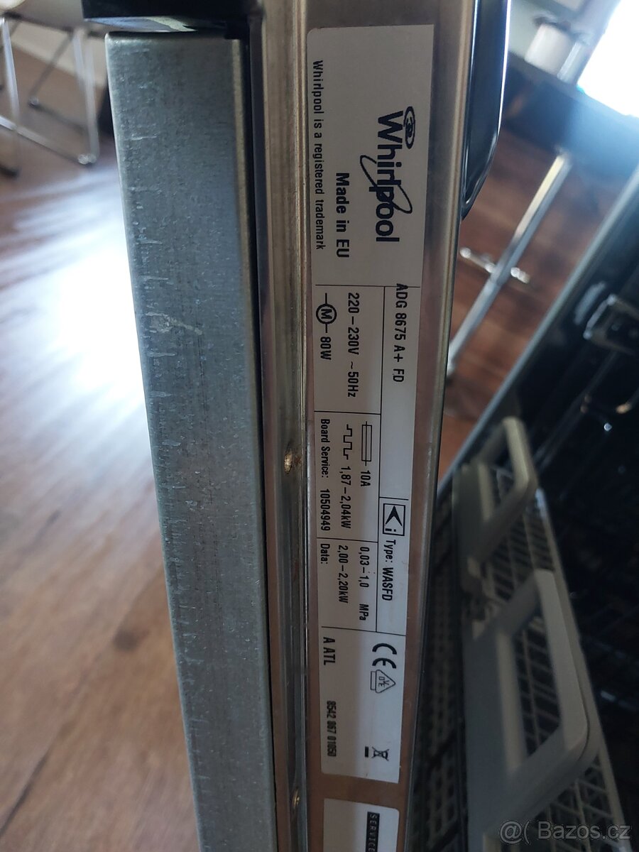 Myčka Whirpool na opravu - 8