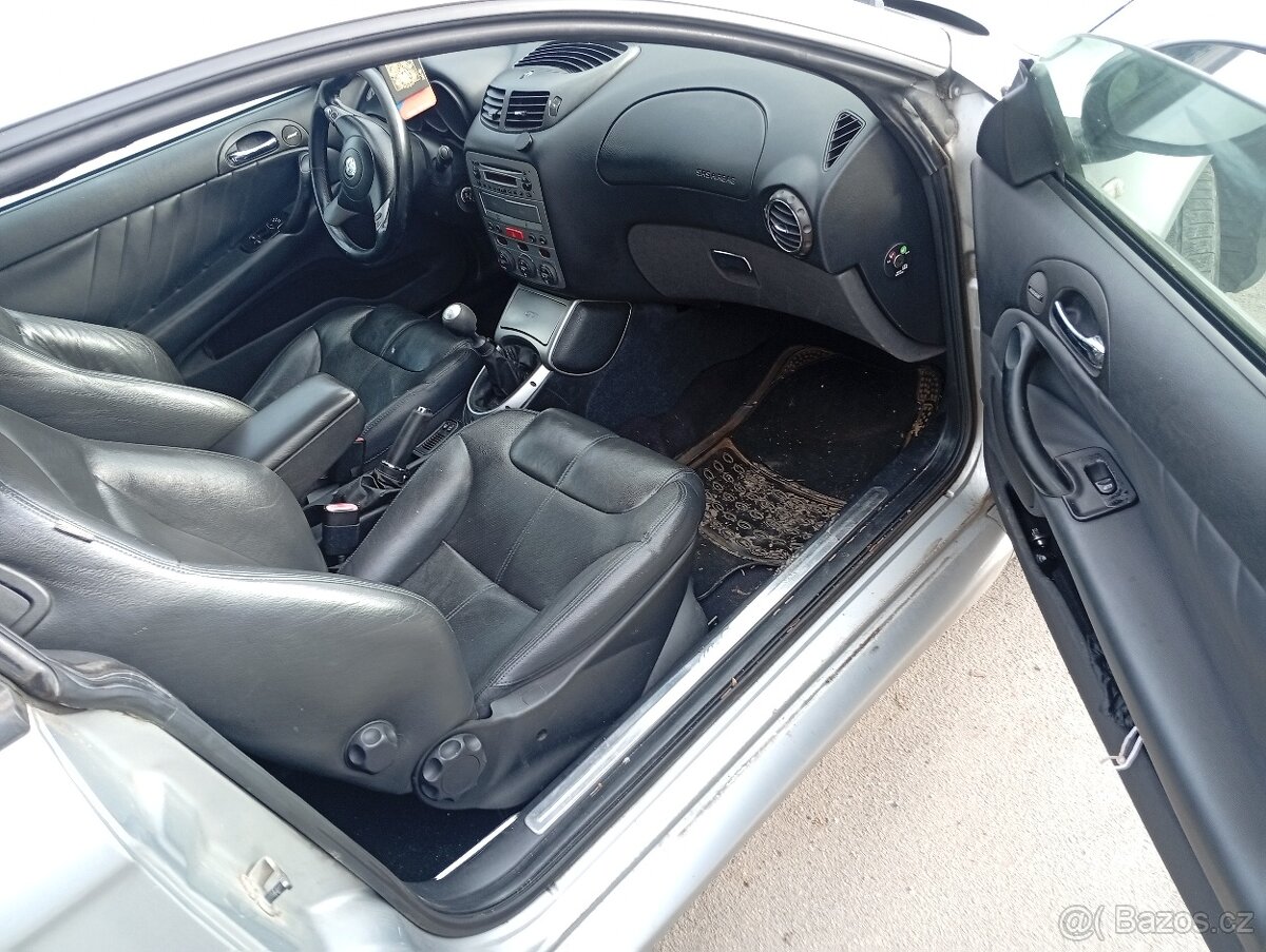 ---->Alfa Romeo Gt 1.9 JTD Bertone--- - 8