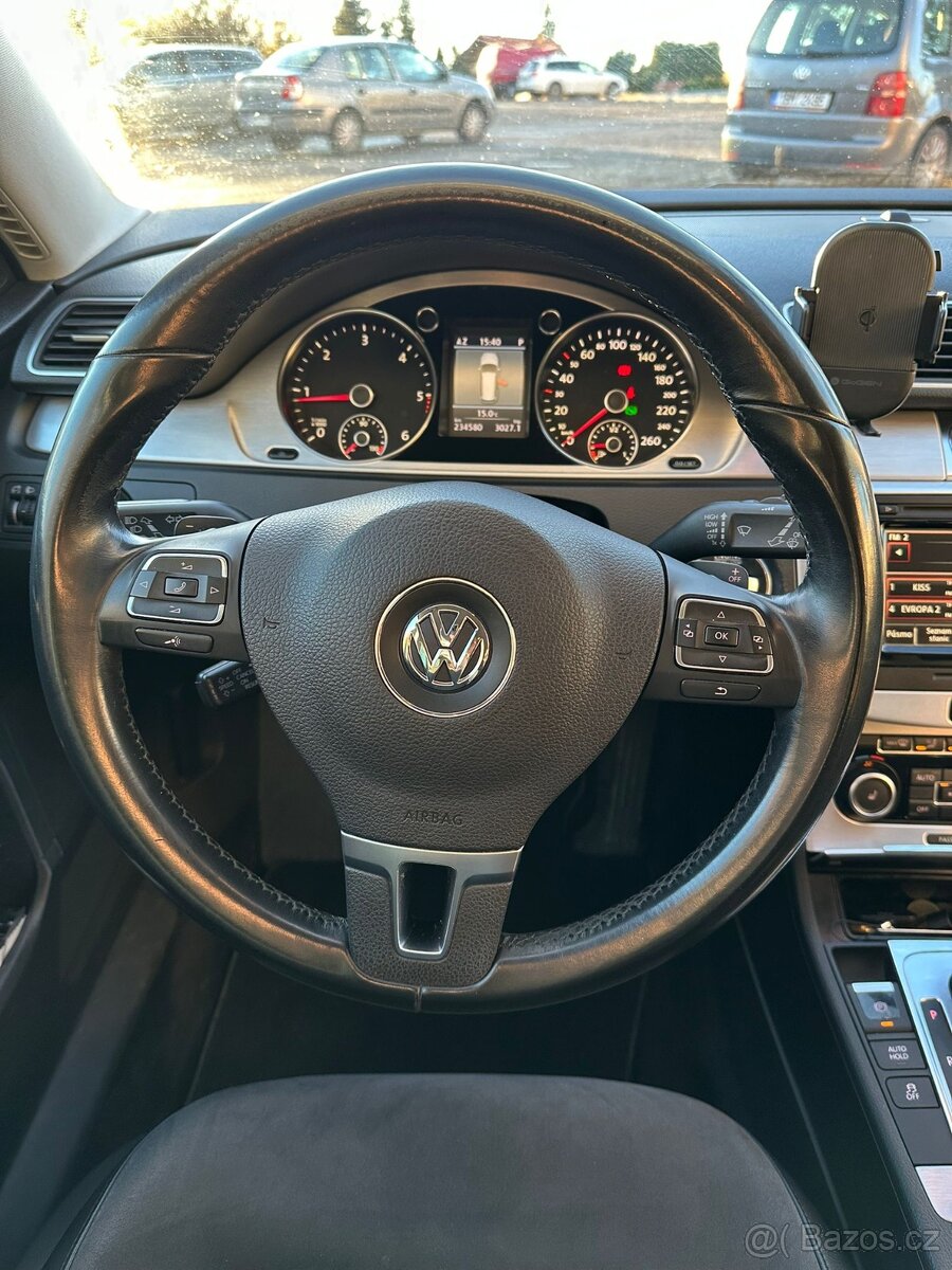 VW Passat B7 Highline s DSG - 8