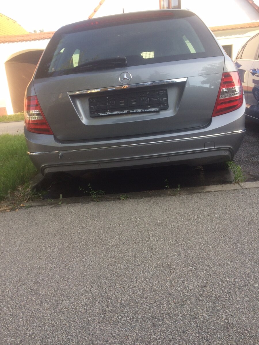 Mercedes-Benz C- 200 CDI - 8