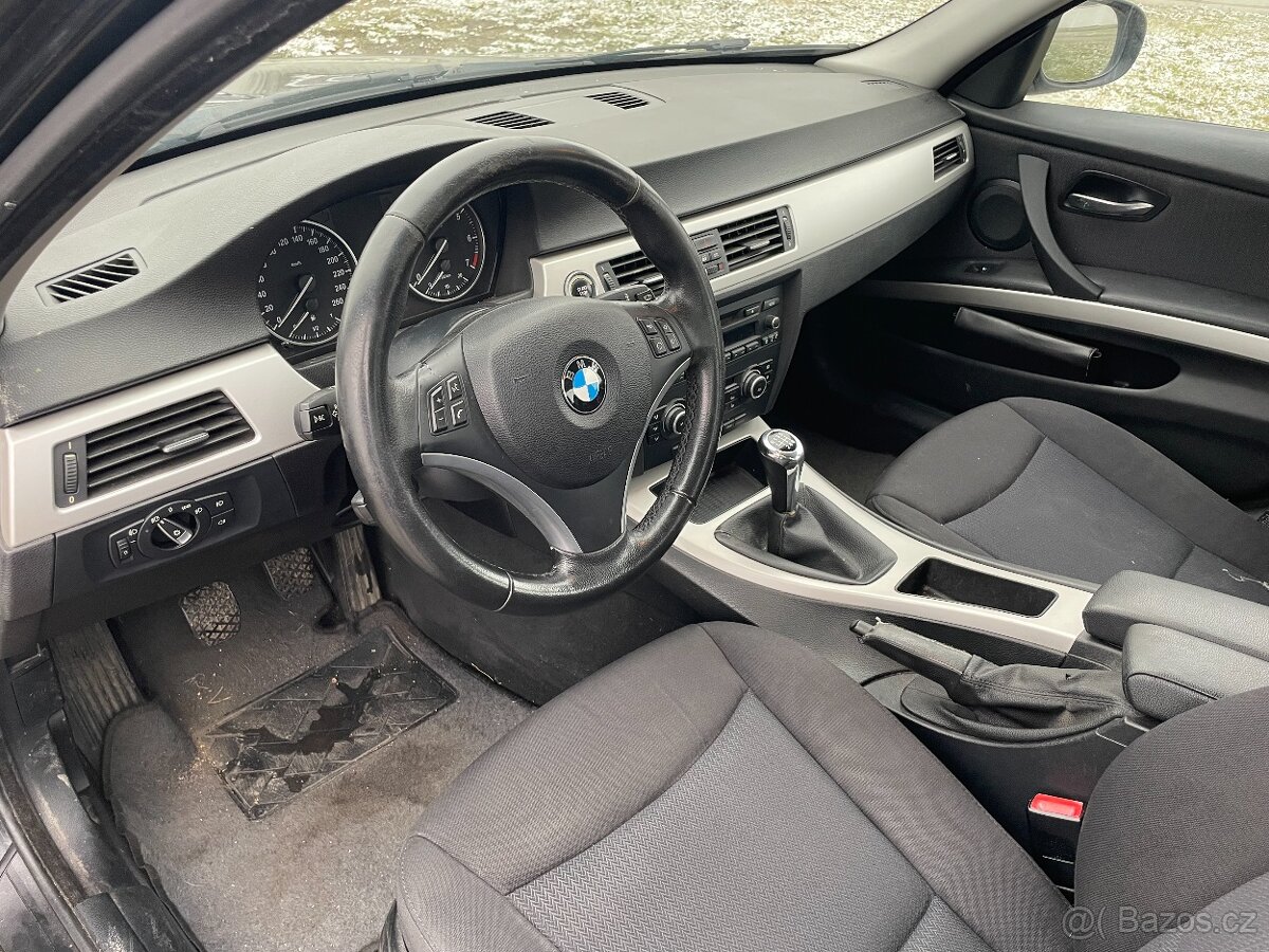 BMW Řada 3, 318i - 105kW + sada kol - 8