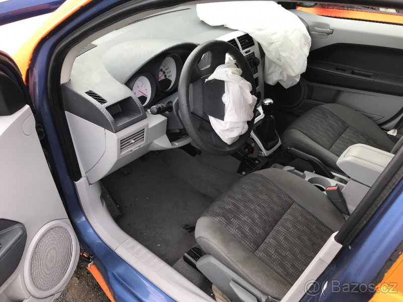 Dodge Caliber 2,0CRD 103kW 2007 BYL, 6kvalt - dily - 8